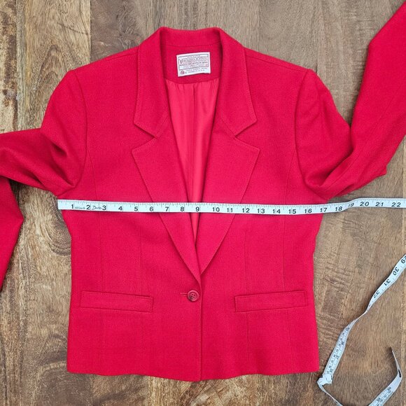 Vtg Pendleton Cropped Blazer Womens Petite Size 6 Red 100% Virgin Wool Jacket - Picture 2 of 6